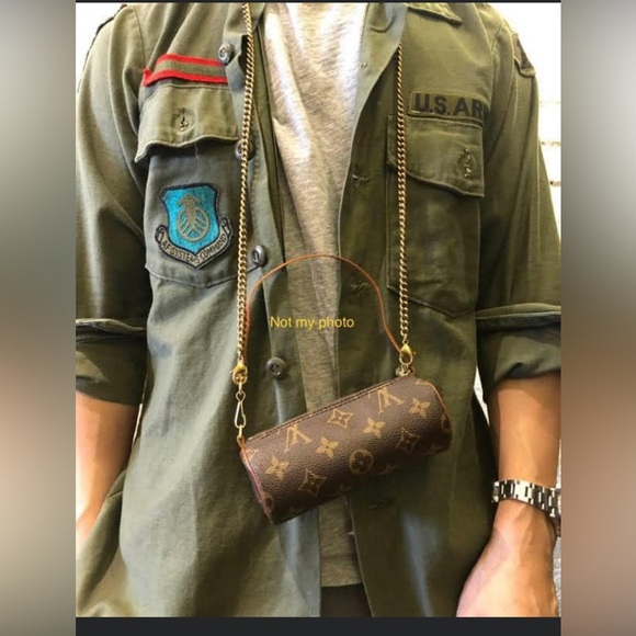 COPY - LV Monogram papillon accessory pochette - Picture 6 of 8